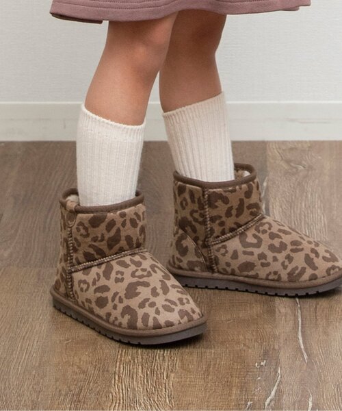 BREEZE(ブリーズ)の「ボアムートンブーツ(ブーツ・キッズ・ブラック/アイボリー/ブラウン/ダークブラウン/ピンク/レインボー/ベージュ・13/14/15 /16/17/18/19/20/21)」の3枚目の写真