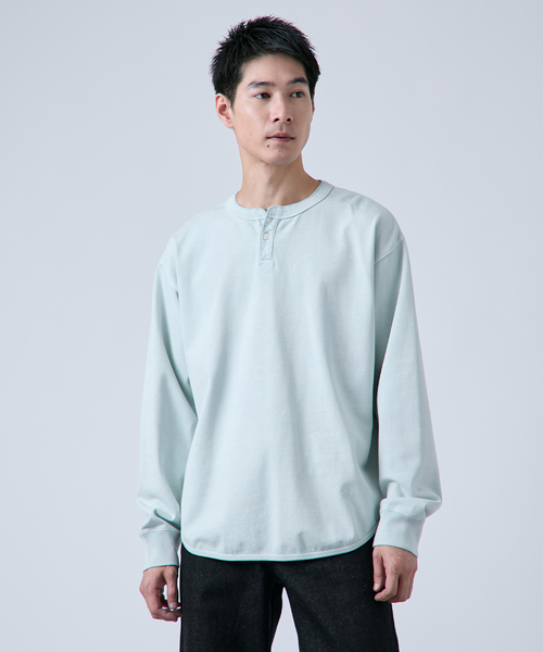 B.C STOCK（ベーセーストック）の「【ANTS & ELEPHANTS】ヘンリーネック ロングスリーブTシャツ（Tシャツ/カットソー・メンズ・ホワイト/ブルー系その他/ブラック・MEDIUM/LARGE）」の3枚目の写真