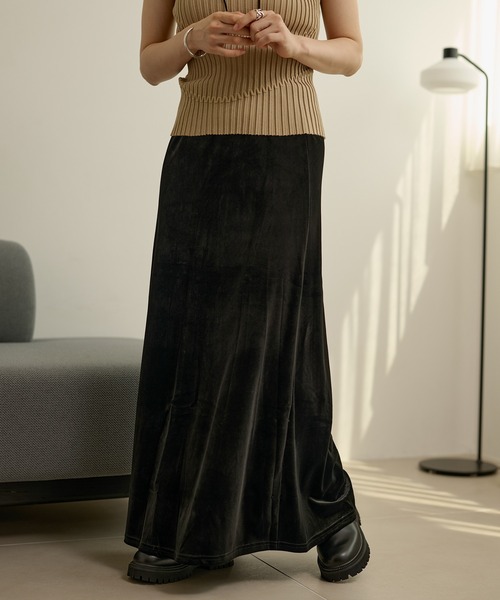 LAULEN(ローレン)の「velor narrow long skirt /ベロアナローロングスカート(スカート・レディース・ブラック/グレー/ブラウン・S/M)」の6枚目の写真