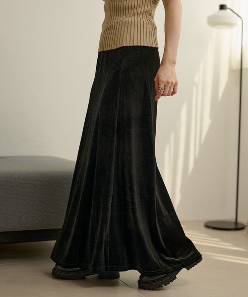 LAULEN(ローレン)の「velor narrow long skirt /ベロアナローロングスカート(スカート・レディース・ブラック/グレー/ブラウン・S/M)」の7枚目の写真