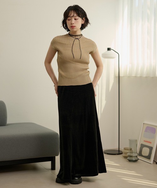 LAULEN(ローレン)の「velor narrow long skirt /ベロアナローロングスカート(スカート・レディース・ブラック/グレー/ブラウン・S/M)」の8枚目の写真