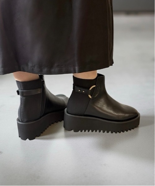 ALL BLACK(オールブラック)の「【本革/厚底/6cm】リングデザイン 厚底ショートブーツ(ブーツ・レディース・ブラック/ホワイト・38/39/36/37/40)」の16枚目の写真