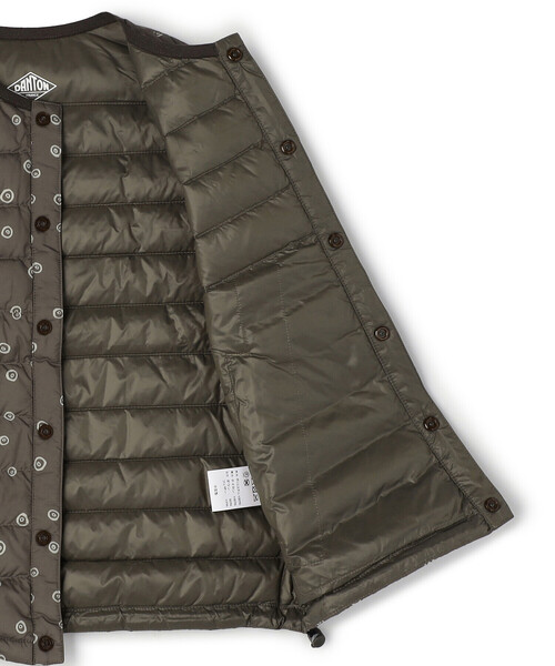 DANTON(ダントン)の「KIDS' INNER DOWN CREWNECK VEST POLKA DOT(ダウンベスト・キッズ・グレー系その他/ベージュ系その他・125/115/135/105)」の9枚目の写真