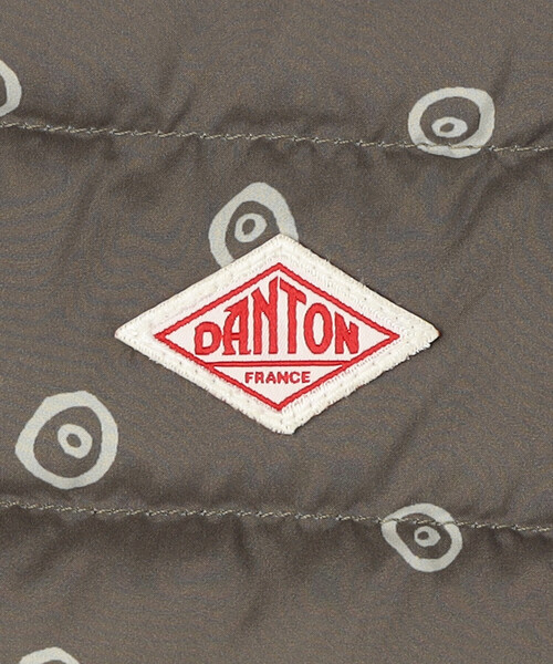 DANTON(ダントン)の「KIDS' INNER DOWN CREWNECK VEST POLKA DOT(ダウンベスト・キッズ・グレー系その他/ベージュ系その他・125/115/135/105)」の12枚目の写真