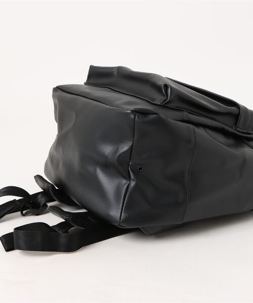 NEW ERA/ニューエラ バックパック LIGHT PACK SY LEATHER ライトパック