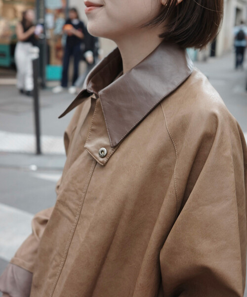 Firsthand（ファーストハンド）の「Firsthand/ファーストハンド オーバーサイズ レザレットブルゾン / 異素材切り替え / 2WAY スタンドカラー ブルゾン（ブルゾン・レディース・ブラウン/キャメル・ﾌﾘ-）」の13枚目の写真