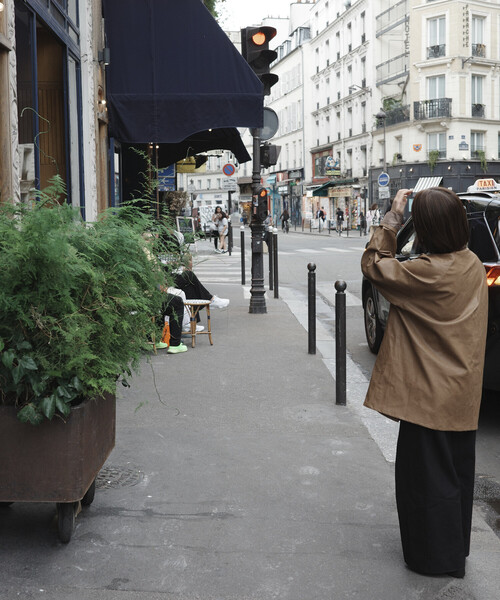 Firsthand（ファーストハンド）の「Firsthand/ファーストハンド オーバーサイズ レザレットブルゾン / 異素材切り替え / 2WAY スタンドカラー ブルゾン（ブルゾン・レディース・ブラウン/キャメル・ﾌﾘ-）」の7枚目の写真