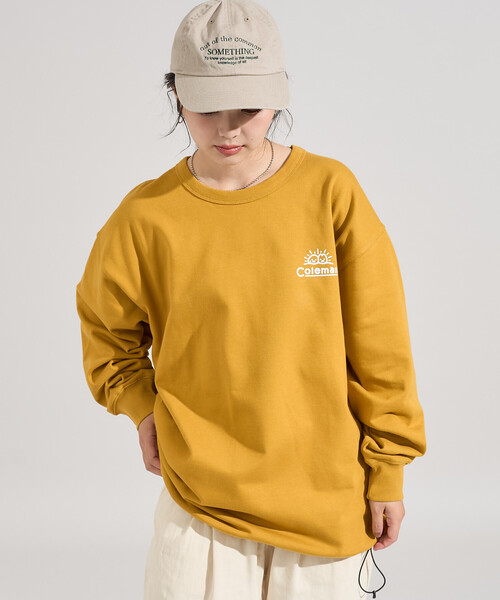 COLEMAN(コールマン)の「Coleman/コールマン Coleman×matsui×FREAK'S STORE 別注 コールマン matsui Camping Joy ドローコード クルーネック スウェット(スウェット・メンズ・チャコールグレー/ライトグレー/オフホワイト/マスタード・MEDIUM/LARGE)」の4枚目の写真