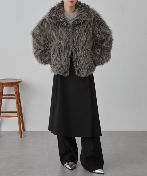 nui nullu】スタンドカラーボリュームファーショートブルゾン