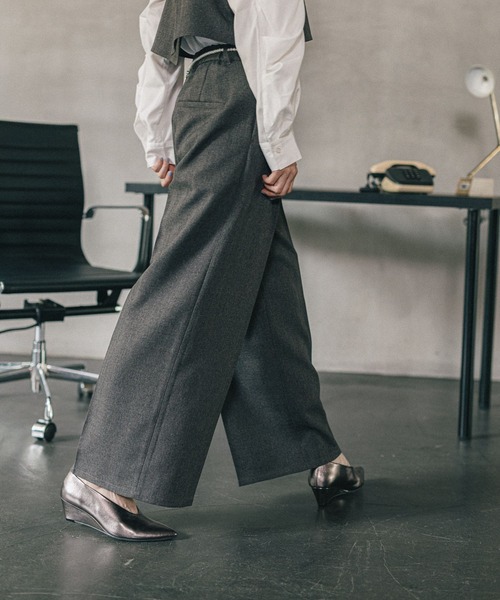 LEPSIM(レプシィム)の「《オフィスライン》ワイドタックパンツ 582113(その他パンツ・レディース・ブラウン/グレー/ブラック・FREE)」の7枚目の写真