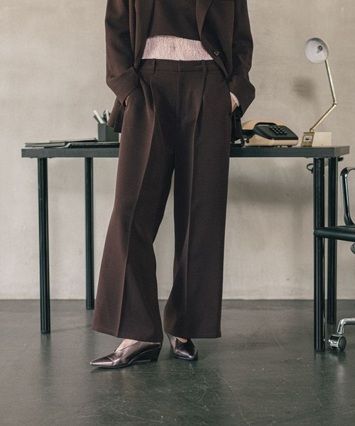 LEPSIM(レプシィム)の「《オフィスライン》ワイドタックパンツ 582113(その他パンツ・レディース・ブラウン/グレー/ブラック・FREE)」の20枚目の写真