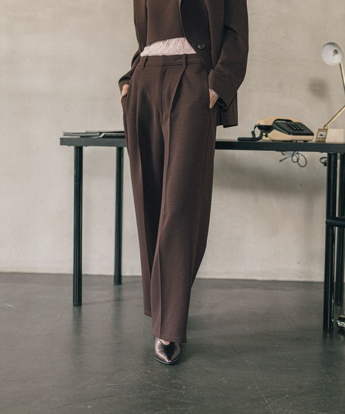 LEPSIM(レプシィム)の「《オフィスライン》ワイドタックパンツ 582113(その他パンツ・レディース・ブラウン/グレー/ブラック・FREE)」の21枚目の写真