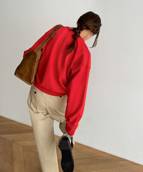 CANAL JEAN（キャナルジーン）の「HARING 袖刺繍ラグラントレーナー 裏 