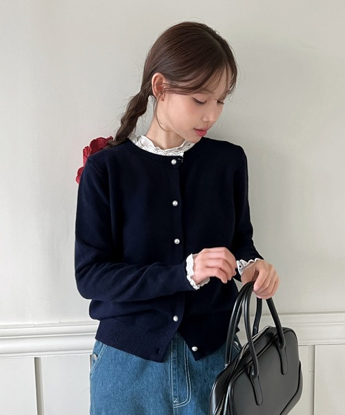 by muni:r（バイ ムニール）の「【お気に入り登録数11,000突破・着用動画あり・4色展開】パールボタンカーディガン（ニット/セーター・レディース・ネイビー/ブラック/アイボリー/グレー・FREE）」の21枚目の写真