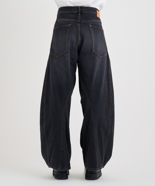 KHOKI（コッキ）の「【KHOKI/コッキ】3D cutting denim pants（デニムパンツ・メンズ・ベージュ/インディゴブルー/ブラック・1/2）」の9枚目の写真