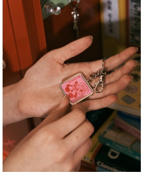 THENCE(デンス)の「THENCE/スクエアキーホルダー(その他雑貨・レディース・その他2/その他3/その他1/その他4・0)」の11枚目の写真
