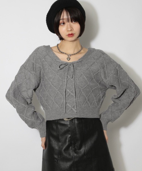 PAGEBOY(ページボーイ)の「レースアップ2WAYショート(ニット/セーター・レディース・レッド/ブラック/グレー/オフホワイト・FREE)」の3枚目の写真