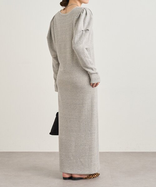 SHENERY（シーナリー）の「パフスリーブスウェットワンピース（ワンピース・レディース・グレー/ブラック・38/36）」の17枚目の写真