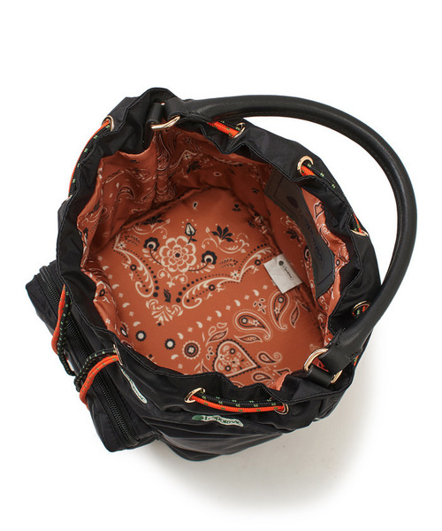 LeSportsac(レスポートサック)の「W DRAWSTRING CHAIN BAG ノクターンフレームCD(ショルダーバッグ・レディース・ブラック・FREE)」の12枚目の写真