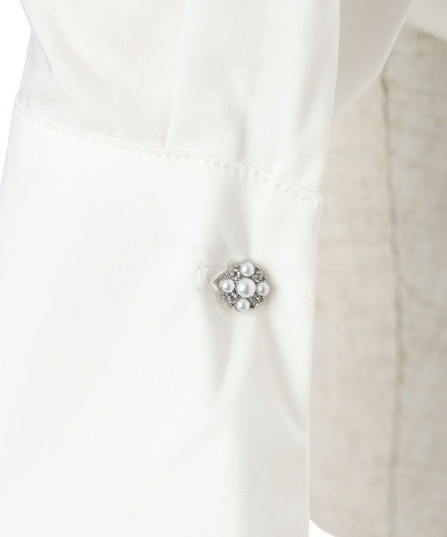 an another angelus（アンアナザーアンジェラス）の「ビジュー釦タイ付きシャツ（シャツ/ブラウス・レディース・オフホワイト/ベージュ・FREE）」の18枚目の写真