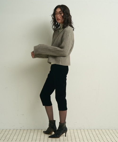 Lutim by u(ルチバイユー)の「Waffle knit multi-button cardigan / ワッフル編みマルチボタンカーディガン(カーディガン/ボレロ・レディース・アイボリー/グレー/ネイビー・FREE)」の20枚目の写真