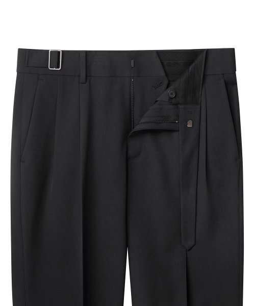 MUSINSA STANDARD（ムシンサスタンダード）の「テーパードグルーブスラックス[ダークグレー]（スラックス・メンズ・その他・30/26/27/28/29/40/38/36）」の4枚目の写真