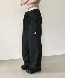 MUCENT（ムセント）の「Werun Pintuck Wide Denim Banding Pants Unisex (2 Colors)（デニムパンツ）」