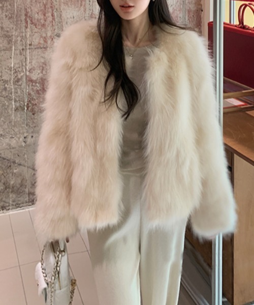 セール】フェイクファーコート（その他アウター）｜FAVORITO