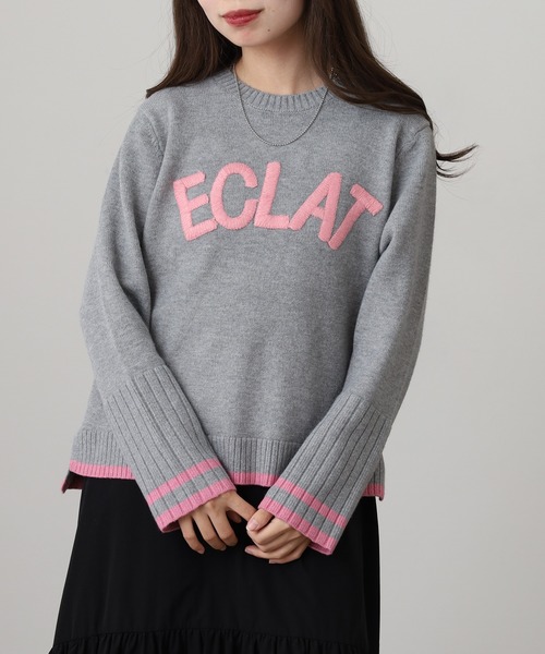 EGLANTINE(エグランティーヌ)の「EGLANTINE 配色ロゴ刺繍 袖リブニット(ニット/セーター・レディース・チャコールグレー/グレー/ブルー・38)」の4枚目の写真
