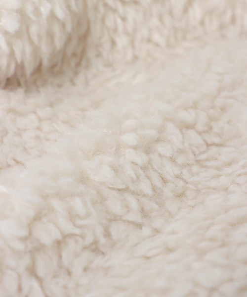 Three Four Time（ｽﾘｰﾌｫｰﾀｲﾑ）の「カールフェイクファーコート（その他アウター・レディース・オフホワイト/グレー・FREE）」の11枚目の写真