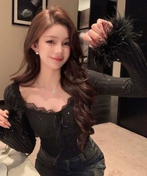 ViViDAY（ビビデー）の「エコファー袖口&フロントリボンキラキラニットトップス（ニット/セーター・レディース）」