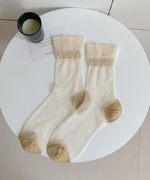 Vini（ヴィニ）の「ラメ糸 パステルカラー シアー ソックス　レディース 靴下（ソックス/靴下）」