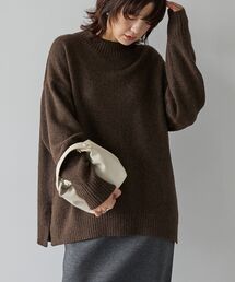 サイドスリットハイネックニットプルオーバー