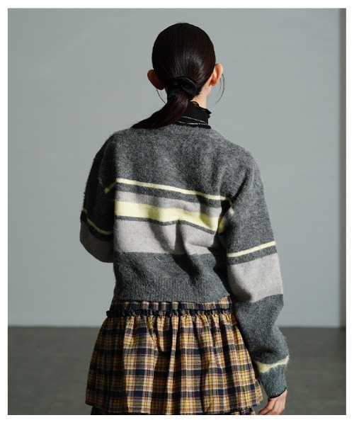Sawa a la mode(サワアラモード)の「マルチボーダー起毛ニットセーター(ニット/セーター・レディース・チャコールグレー/ブラウン・FREE)」の22枚目の写真