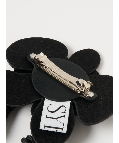 SYKIA(シキア)の「Nocturne Petal Barrette(バレッタ/ヘアクリップ・レディース・ベージュ/ブラック・FREE)」の11枚目の写真