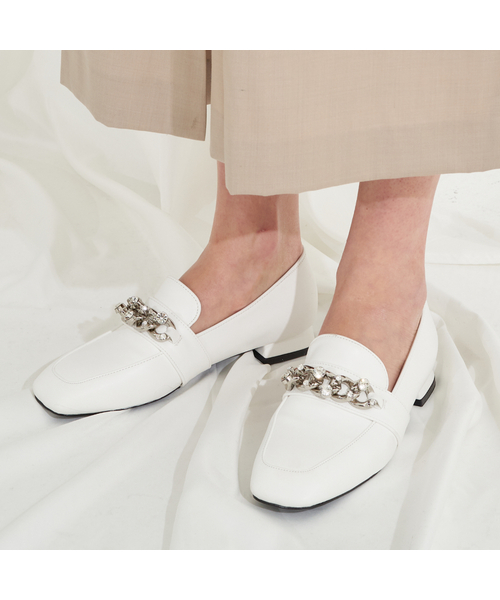 SHOEHI(シューハイ)の「クリスタルローファー L3002(3カラー)(ローファー・レディース・ホワイト/ブラック/アイボリー・22.5cm/23cm/23.5cm/24cm/24.5cm/25cm)」の2枚目の写真