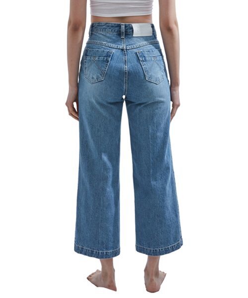 DILETTANTISME(ディレッタンティズム)の「Aラインワイドクロップデニム(デニムパンツ・レディース・その他・MEDIUM/LARGE)」の4枚目の写真