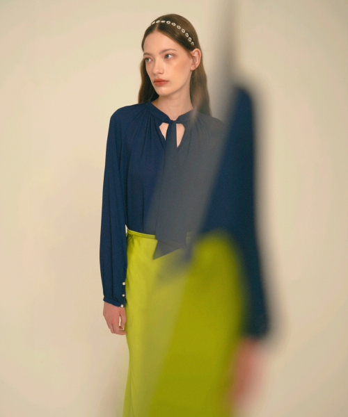 ICE GARDEN A.508(アイス ガーデン エイオーゴンパル)の「Mermaid Maxi Satin Skirt_Golden Lime(スカート・レディース・その他・SMALL/MEDIUM)」の6枚目の写真