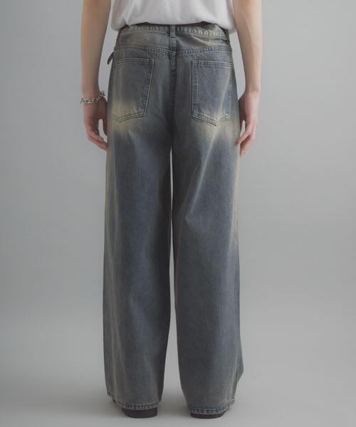 SENSE OF PLACE by URBAN RESEARCH（センスオブプレイスバイアーバンリサーチ）の「『一部WEB限定カラー』ヴィンテージライクデニムワイドパンツ（デニムパンツ・メンズ・ワンウォッシュ/ブラック系その他/ライトカーキ/インディゴブルー/ブラック・MEDIUM/X-LARGE/LARGE）」の7枚目の写真
