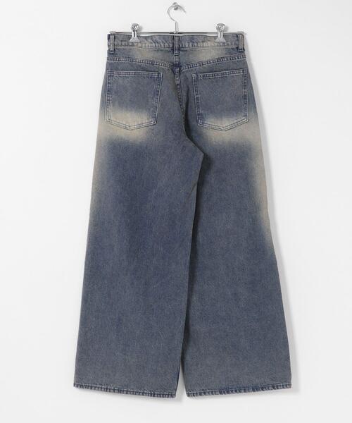 SENSE OF PLACE by URBAN RESEARCH（センスオブプレイスバイアーバンリサーチ）の「『一部WEB限定カラー』ヴィンテージライクデニムワイドパンツ（デニムパンツ・メンズ・ワンウォッシュ/ブラック系その他/ライトカーキ/インディゴブルー/ブラック・MEDIUM/X-LARGE/LARGE）」の11枚目の写真