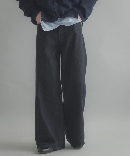 SENSE OF PLACE by URBAN RESEARCH（センスオブプレイスバイアーバンリサーチ）の「『一部WEB限定カラー』ヴィンテージライクデニムワイドパンツ（デニムパンツ・メンズ・ワンウォッシュ/ブラック系その他/ライトカーキ/インディゴブルー/ブラック・MEDIUM/X-LARGE/LARGE）」の17枚目の写真