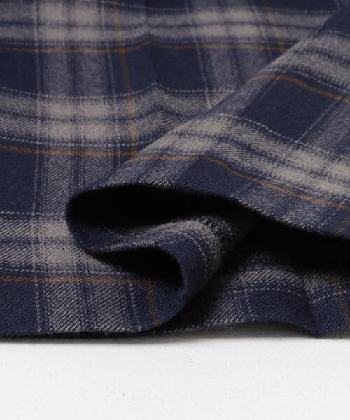 URBAN RESEARCH DOORS（アーバンリサーチドアーズ）の「『UR TECH』チェックストレートイージーパンツ | イージーケア/保温/暖かい/お仕事/通勤/オフィスカジュアル/冬服（その他パンツ・レディース・ネイビー/ブラック・SMALL/MEDIUM）」の15枚目の写真