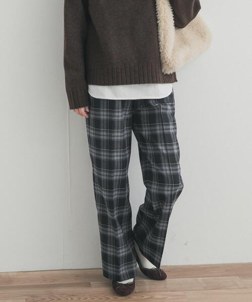 URBAN RESEARCH DOORS（アーバンリサーチドアーズ）の「『UR TECH』チェックストレートイージーパンツ | イージーケア/保温/暖かい/お仕事/通勤/オフィスカジュアル/冬服（その他パンツ・レディース・ネイビー/ブラック・SMALL/MEDIUM）」の12枚目の写真