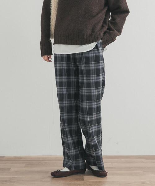 URBAN RESEARCH DOORS（アーバンリサーチドアーズ）の「『UR TECH』チェックストレートイージーパンツ | イージーケア/保温/暖かい/お仕事/通勤/オフィスカジュアル/冬服（その他パンツ・レディース・ネイビー/ブラック・SMALL/MEDIUM）」の10枚目の写真