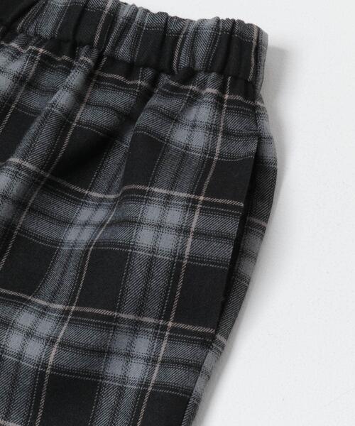 URBAN RESEARCH DOORS（アーバンリサーチドアーズ）の「『UR TECH』チェックストレートイージーパンツ | イージーケア/保温/暖かい/お仕事/通勤/オフィスカジュアル/冬服（その他パンツ・レディース・ネイビー/ブラック・SMALL/MEDIUM）」の4枚目の写真