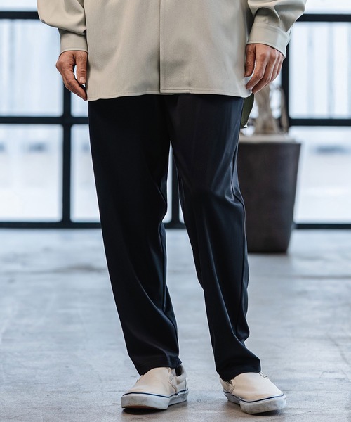 CAMBIO(カンビオ)の「mp14530-Stretch Smooth Pants テーパードパンツ(S65826cmb)(その他パンツ・メンズ・ブラック/ベージュ/チャコール・S/M/L)」の4枚目の写真