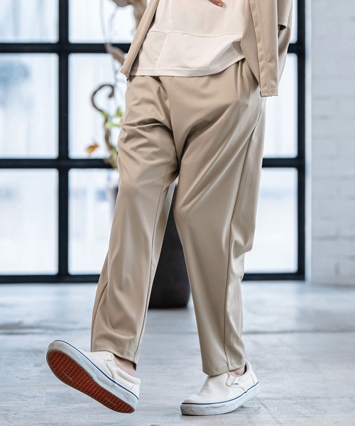 CAMBIO(カンビオ)の「mp14530-Stretch Smooth Pants テーパードパンツ(S65826cmb)(その他パンツ・メンズ・ブラック/ベージュ/チャコール・S/M/L)」の14枚目の写真