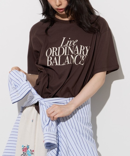 Unitage(ユニテージ)の「【汗染み防止加工】メッセージロゴプリントTEE(Tシャツ/カットソー・レディース・チャコールグレー/ブラウン/アイボリー・FREE)」の3枚目の写真