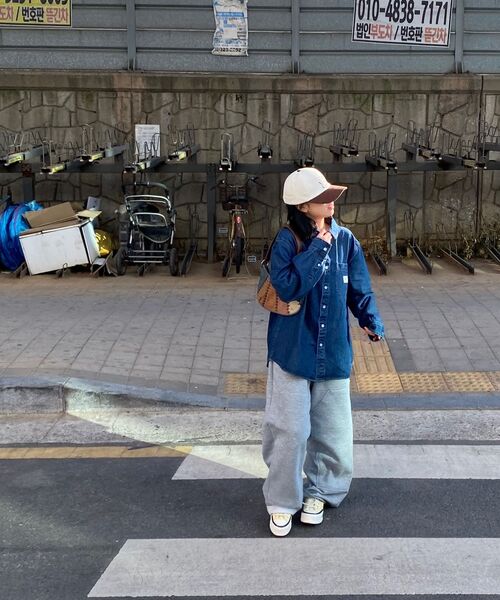 LMCの「OVERSIZED DENIM SHIRT Vintage Blue(シャツ/ブラウス・レディース・その他・S/M/L)」の17枚目の写真