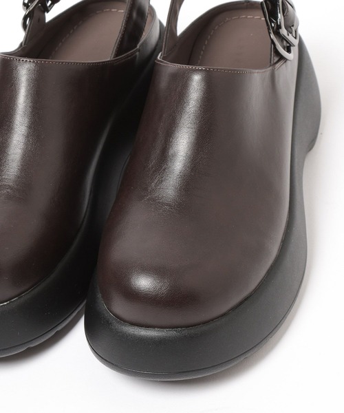 LOWRYS FARM（ローリーズファーム）の「ベルトツキクロッグ  636375（サンダル・レディース・ブラック/ブラウン・MEDIUM/LARGE）」の15枚目の写真